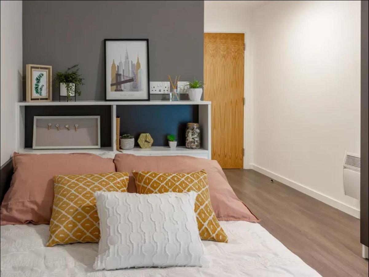 Modern Rooms In Wembley, Sk Londra Esterno foto